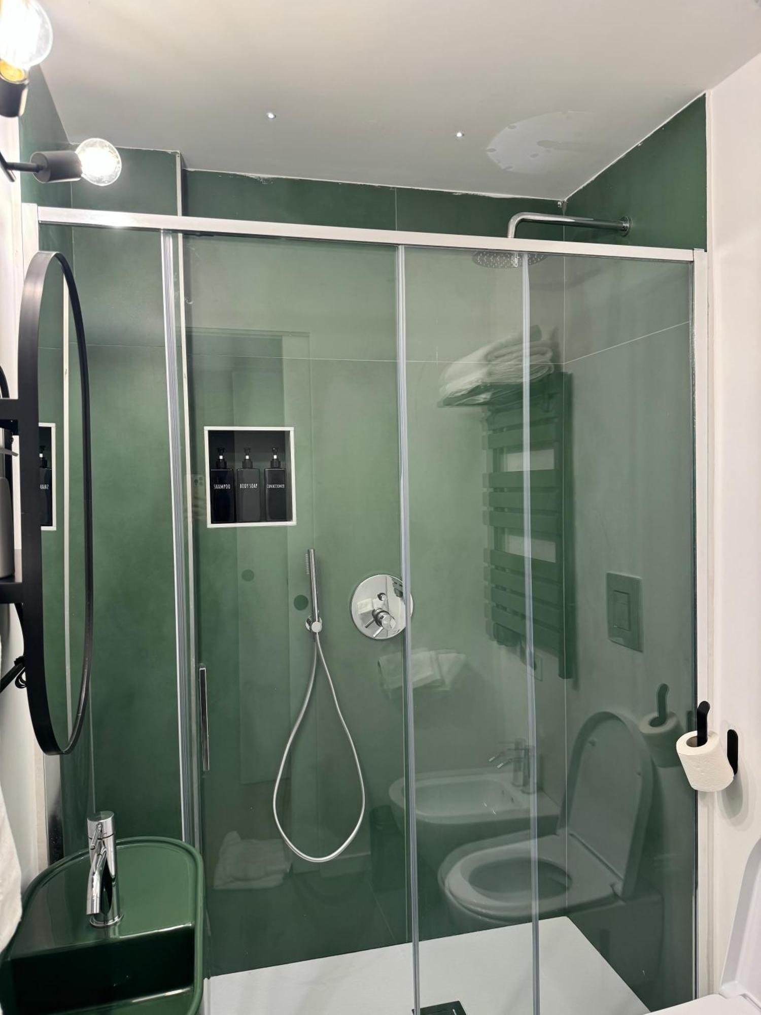 Alma De Chiaja - Design Suites & Apartments Νάπολη Εξωτερικό φωτογραφία